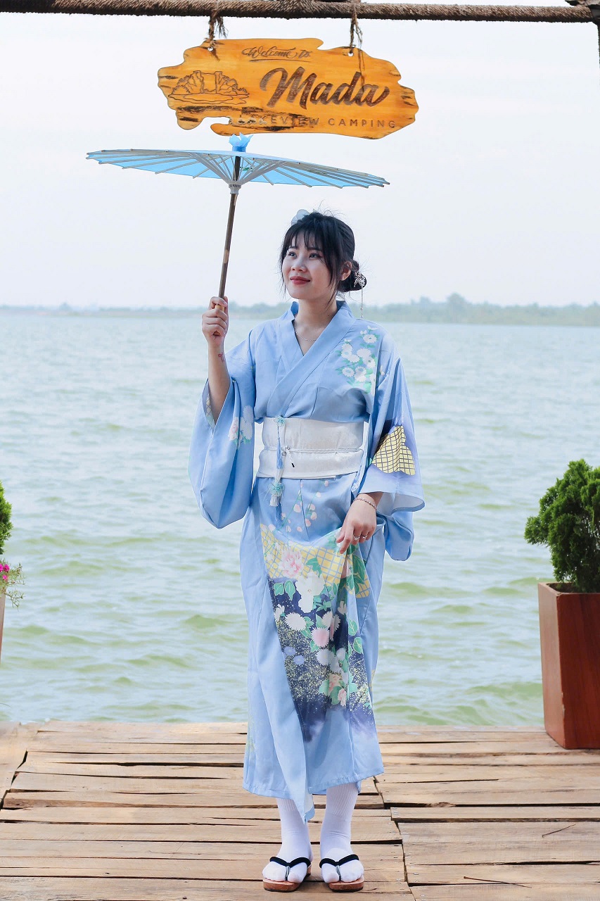 Phạm Thuý Vi